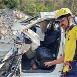 सिक्किम दौरे पर पीएम मोदी: ₹4,000 करोड़ की विकास परियोजनाओं का उद्घाटन, गंगटोक में युवाओं संग खेला फुटबॉल