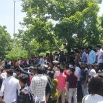 Accident Breaking : ठाणे में भीषण सड़क हादसा,सीमेंट मिक्सर और वैन की टक्कर में 9 की मौत, 3 घायल