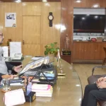 सुशासन तिहार में फूटा जनता का गुस्सा: खाली मटकी फोड़कर महिलाओं ने जताया विरोध, कांग्रेस ने सरकार को घेरा
