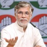 मुख्यमंत्री विष्णुदेव साय से कर्नाटक के राज्यपाल थावरचंद गहलोत ने की भेंट