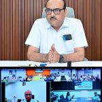 कलेक्टर के लेटरहेड पर जारी हुए दो विवादित आदेश, DEO को नोटिस; ‘लिपिकीय त्रुटि’ पर उठे सवाल