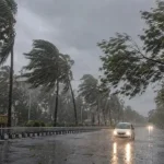 आज का राशिफल: 4 जुलाई 2026, जानें किस राशि पर रहेगी किस्मत मेहरबान और किन्हें बरतनी होगी सावधानी