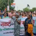 मणिपुर में असम राइफल्स कैंप पर हिंसक भीड़ का हमला, तीन वाहन फूंके, पथराव और तोड़फोड़