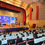 CG News: सवा लाख दीपों से जगमगाया खारुन तट, पीएम मोदी के जन्मदिन पर महादेव घाट में हुई महाआरती