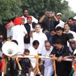 Rahul Gandhi: SIR के खिलाफ सुप्रीम कोर्ट पहुंचे राहुल गांधी, खरगे-अखिलेश समेत 11 विपक्षी नेताओं ने दायर की याचिका