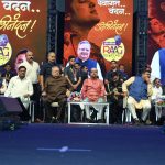 Delhi News: रावण के साथ जलेगा 30 फीट का कॉकरोच का पुतला, दिल्ली की रामलीला समिति का अनोखा फैसला